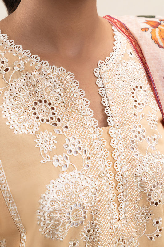 3 PIECE EMBROIDERED LAWN SUIT (PRET)