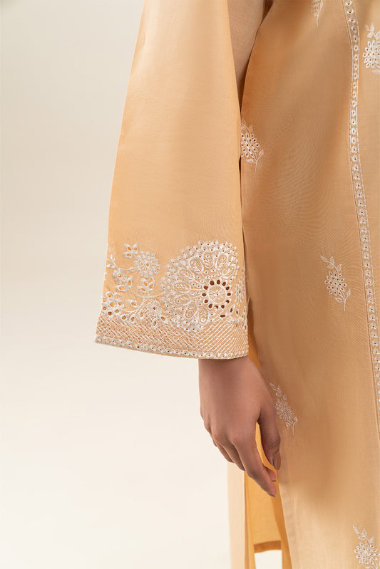 3 PIECE EMBROIDERED LAWN SUIT (PRET)