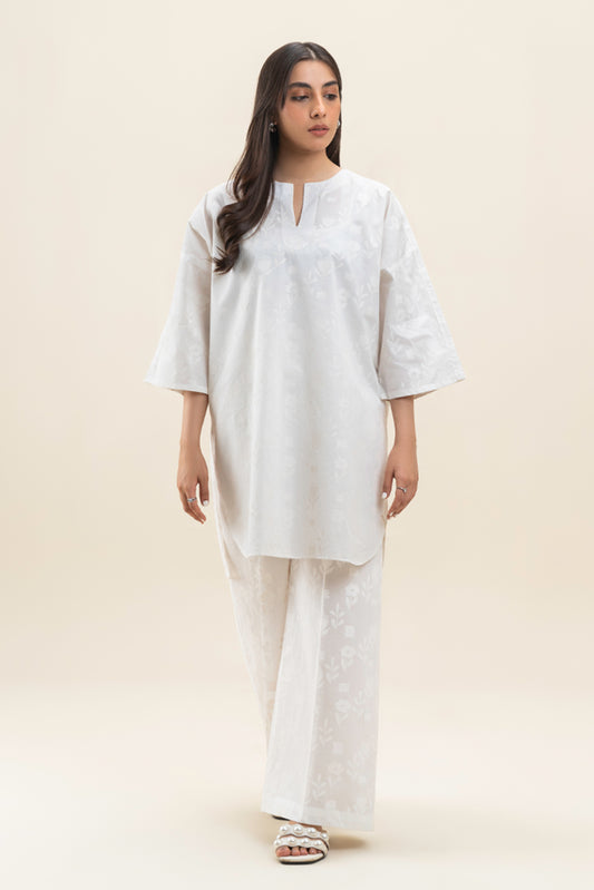 2 PIECE SCREEN PRINTED LAWN SUIT (PRET)