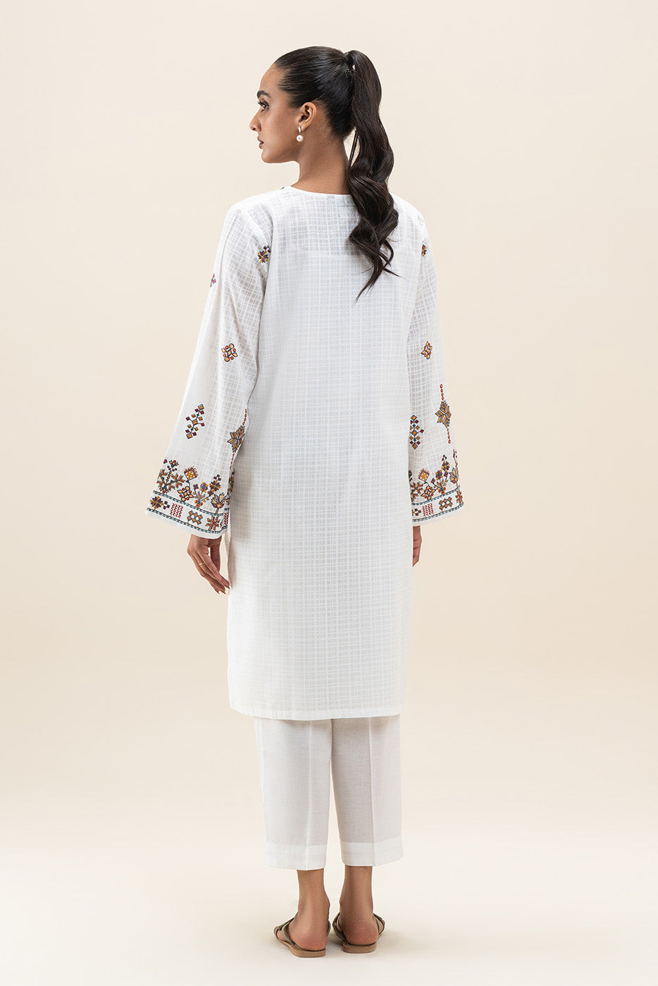 2 PIECE EMBROIDERED DORIA SUIT (PRET)