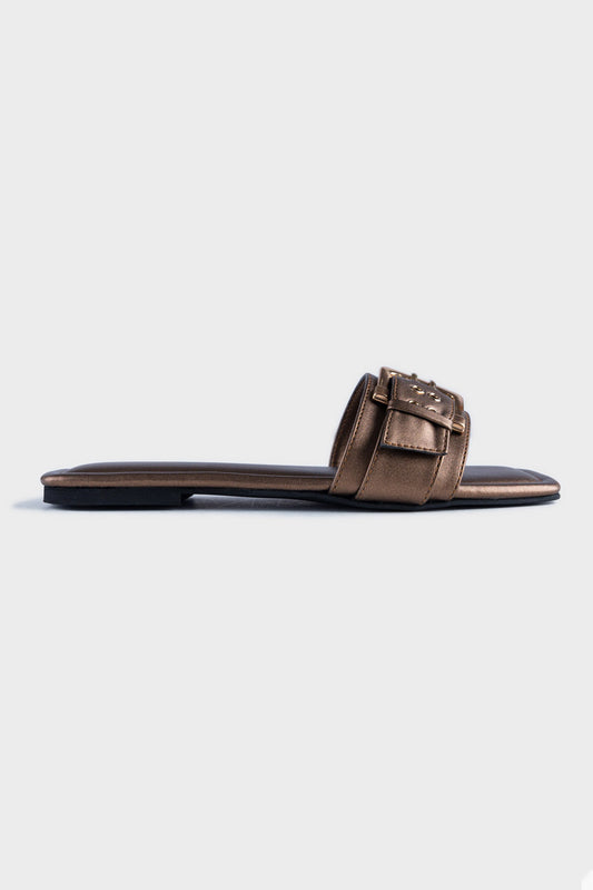 FOOTWEAR