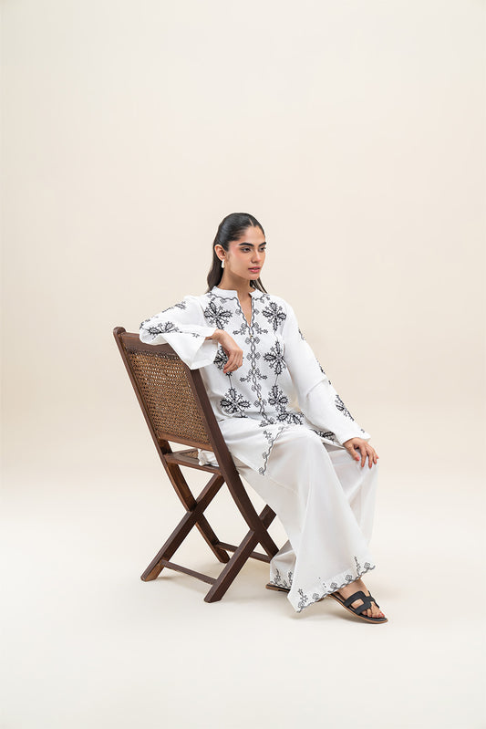 2 PIECE EMBROIDERED KARANDI SUIT (PRET)