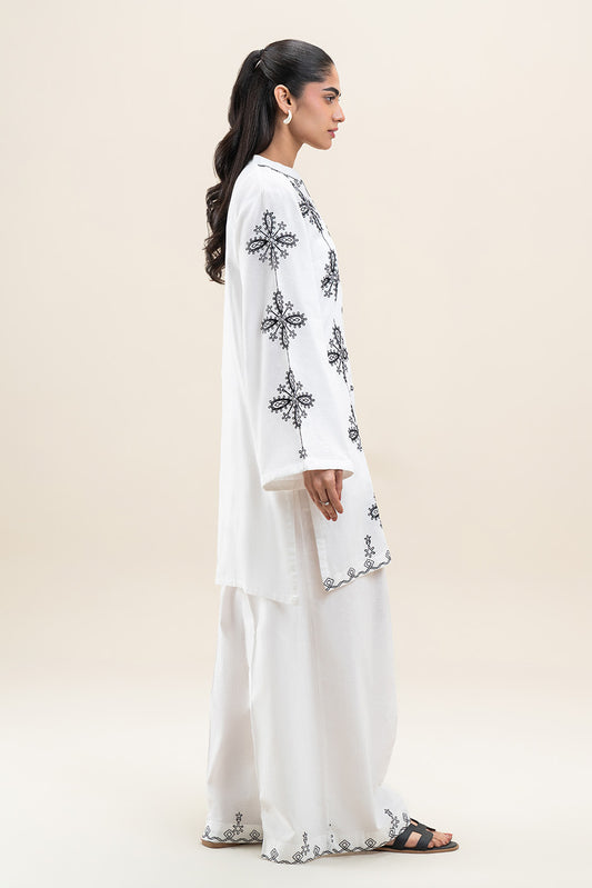 2 PIECE EMBROIDERED KARANDI SUIT (PRET)