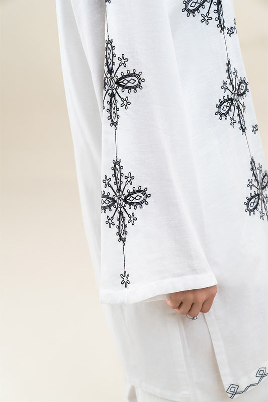 2 PIECE EMBROIDERED KARANDI SUIT (PRET)
