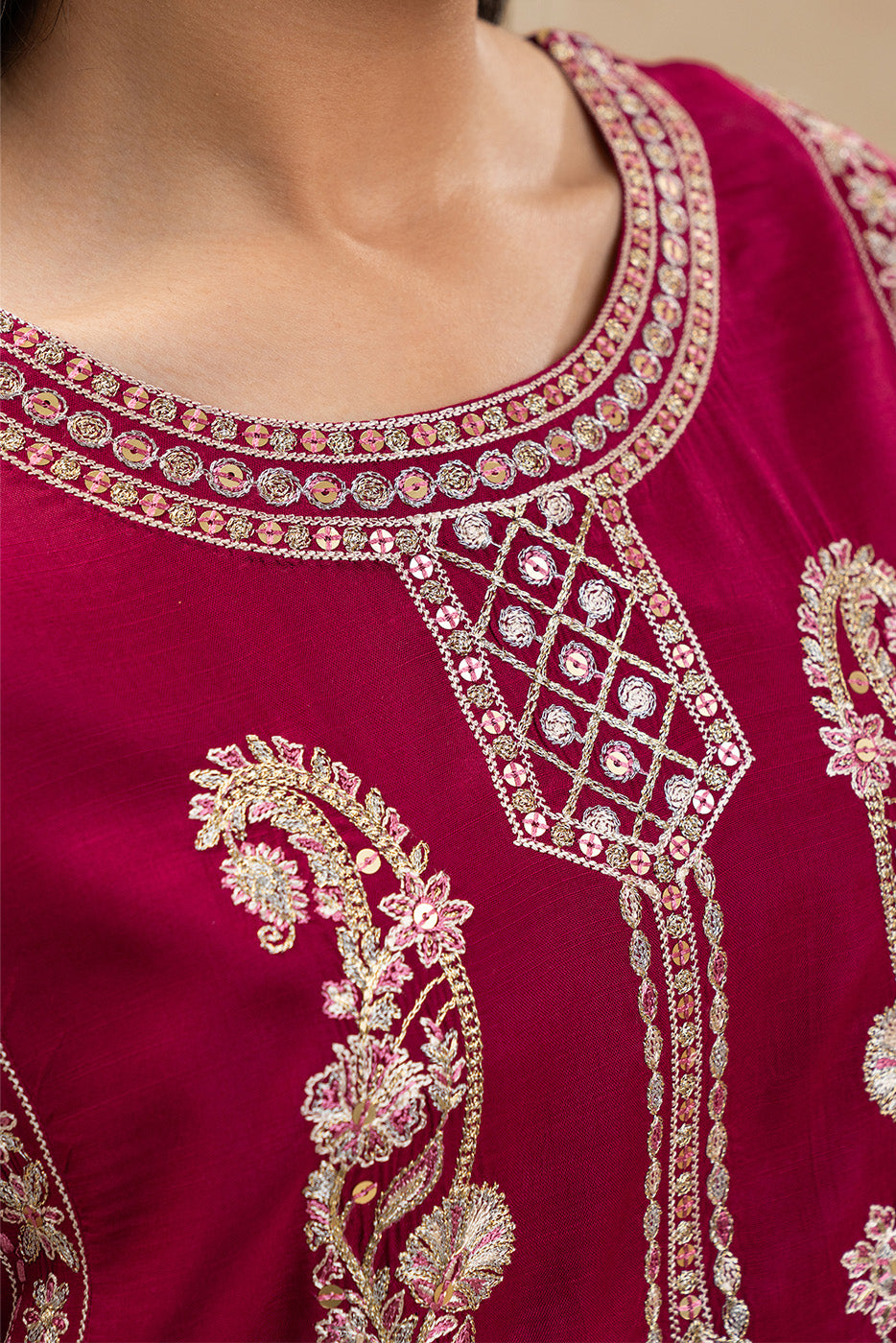 2 PIECE EMBROIDERED RAW SILK SUIT (LUXURY PRET)