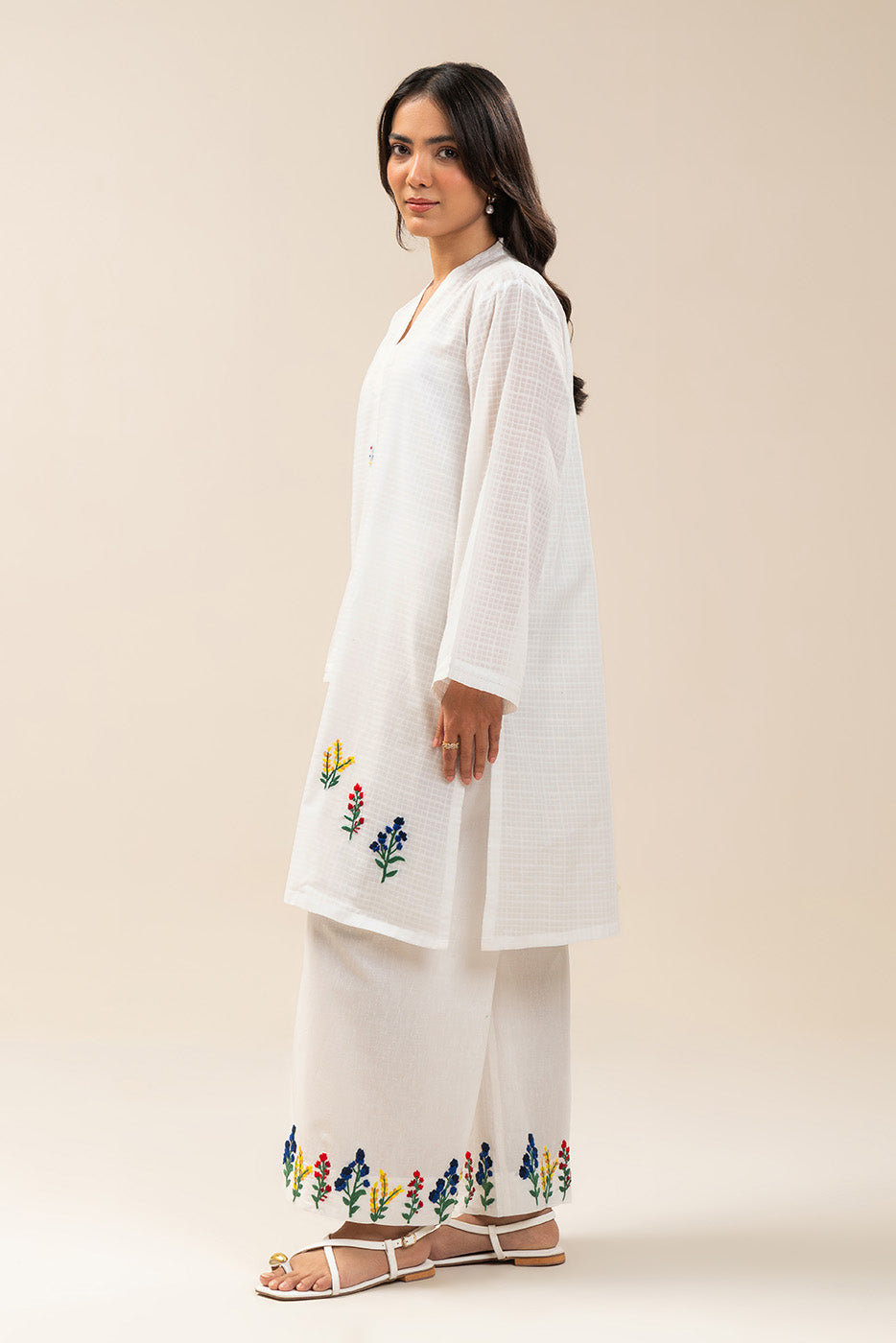 2 PIECE EMBROIDERED DOBBY SUIT (PRET)