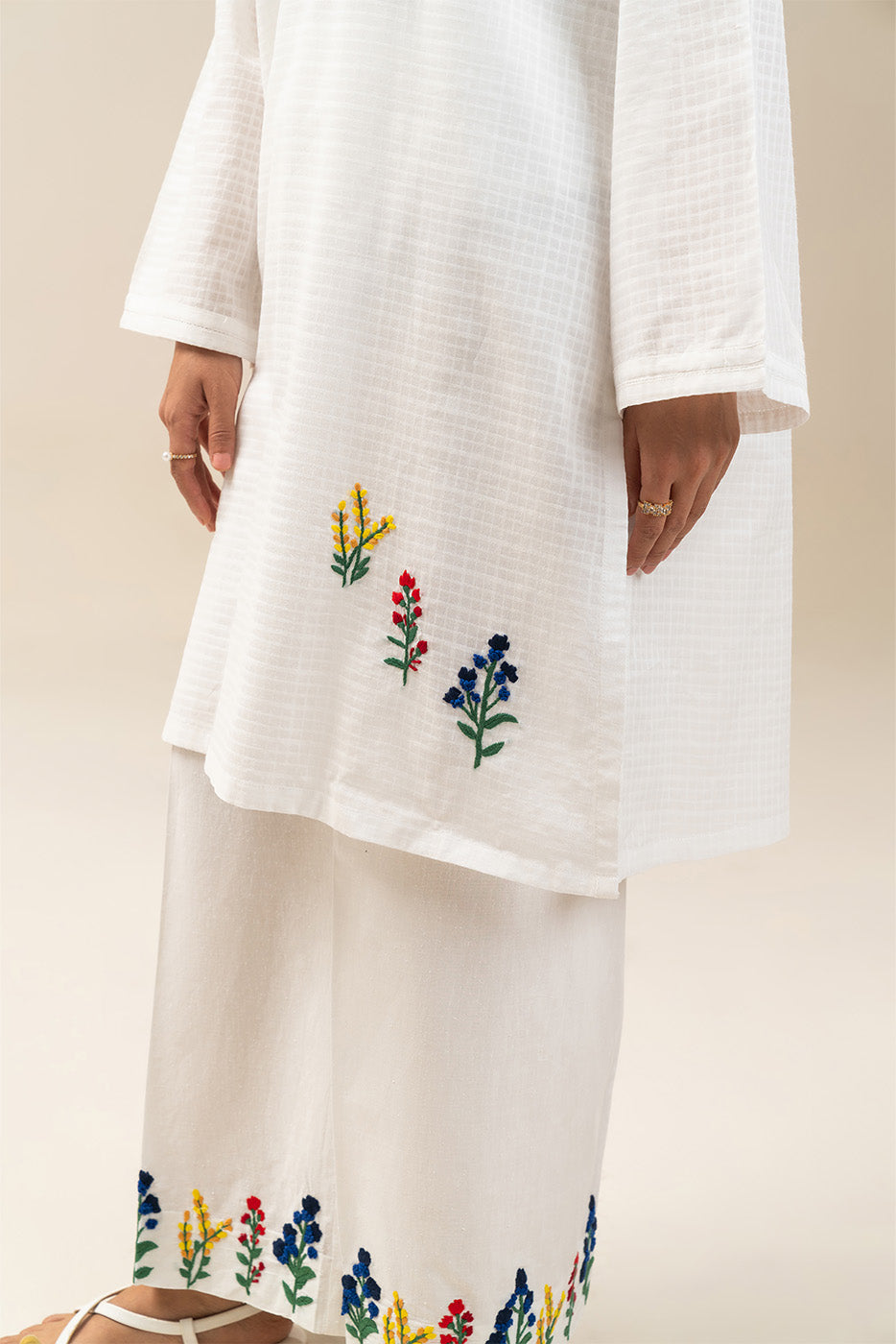 2 PIECE EMBROIDERED DOBBY SUIT (PRET)