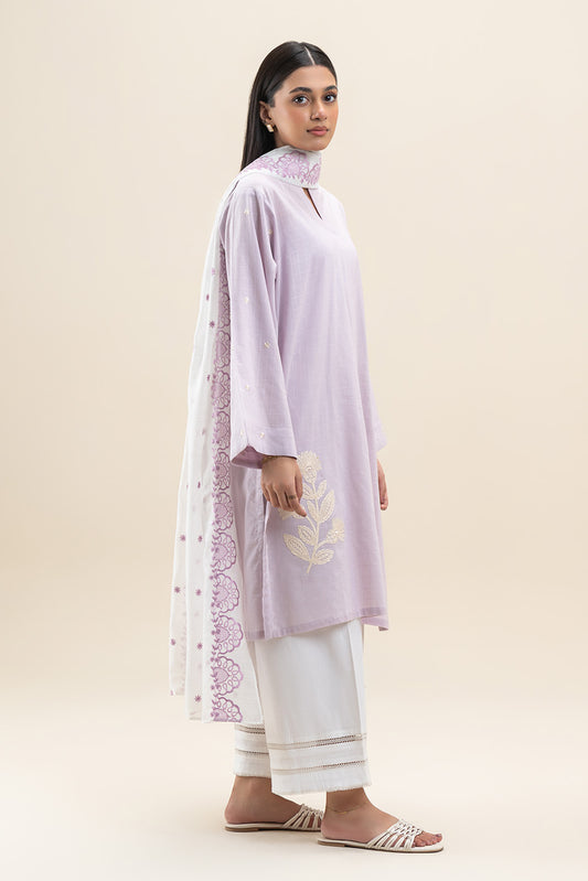 2 PIECE EMBROIDERED DORIA SUIT (PRET)
