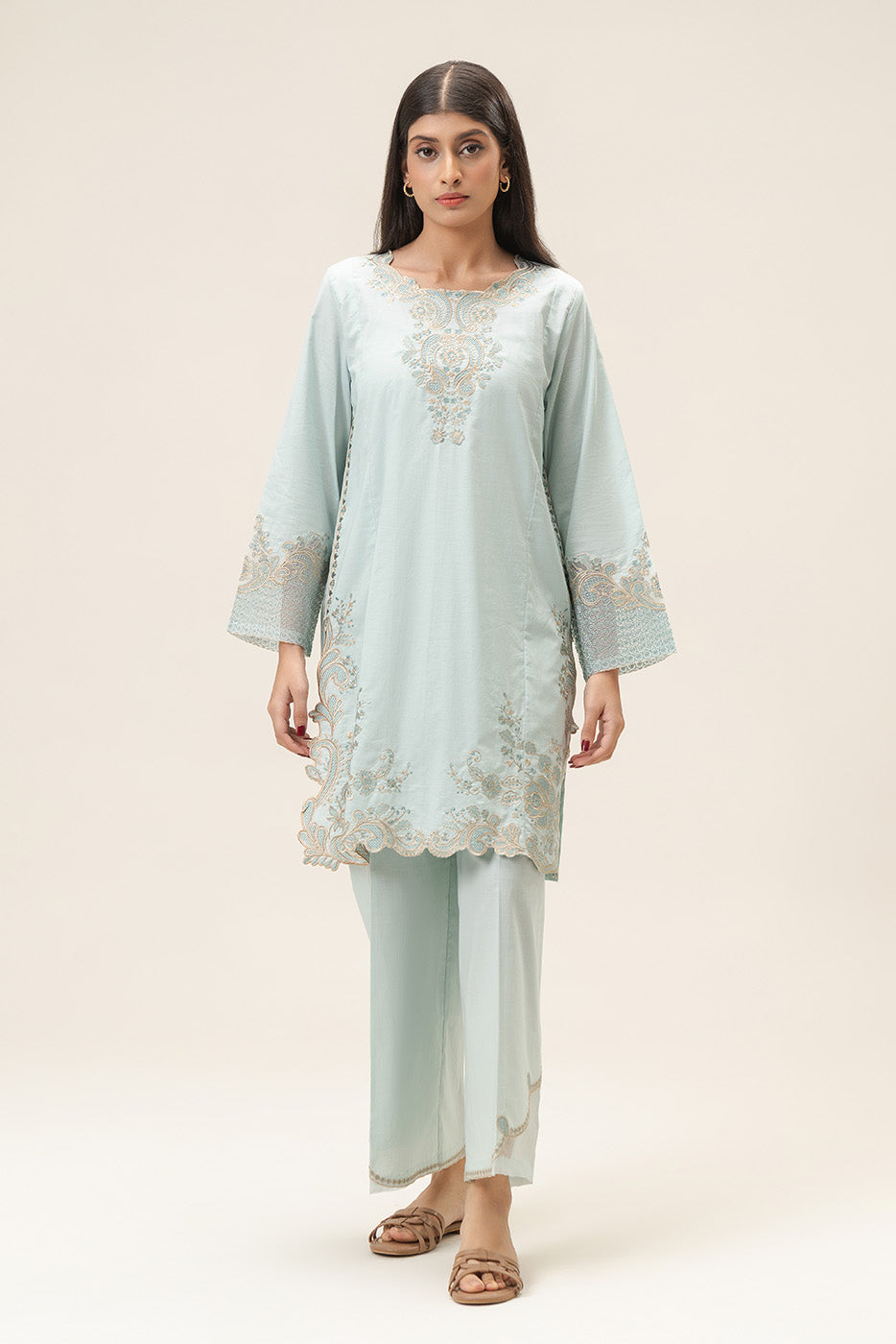 2 PIECE EMBROIDERED LAWN SUIT (PRET)