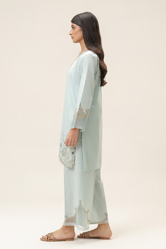 2 PIECE EMBROIDERED LAWN SUIT (PRET)