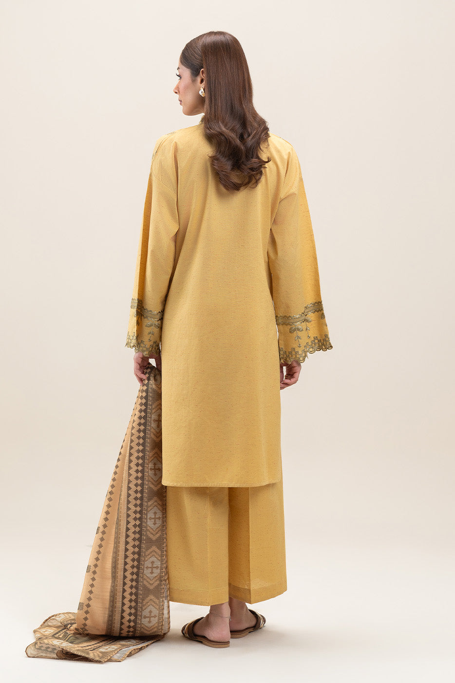 3 PIECE EMBROIDERED MULTI NEPS SUIT (PRET)