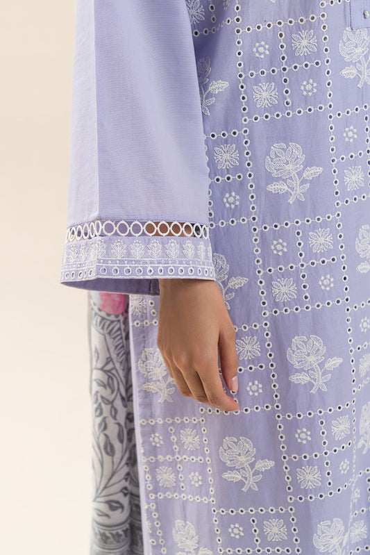 3 PIECE EMBROIDERED LAWN SUIT (PRET)