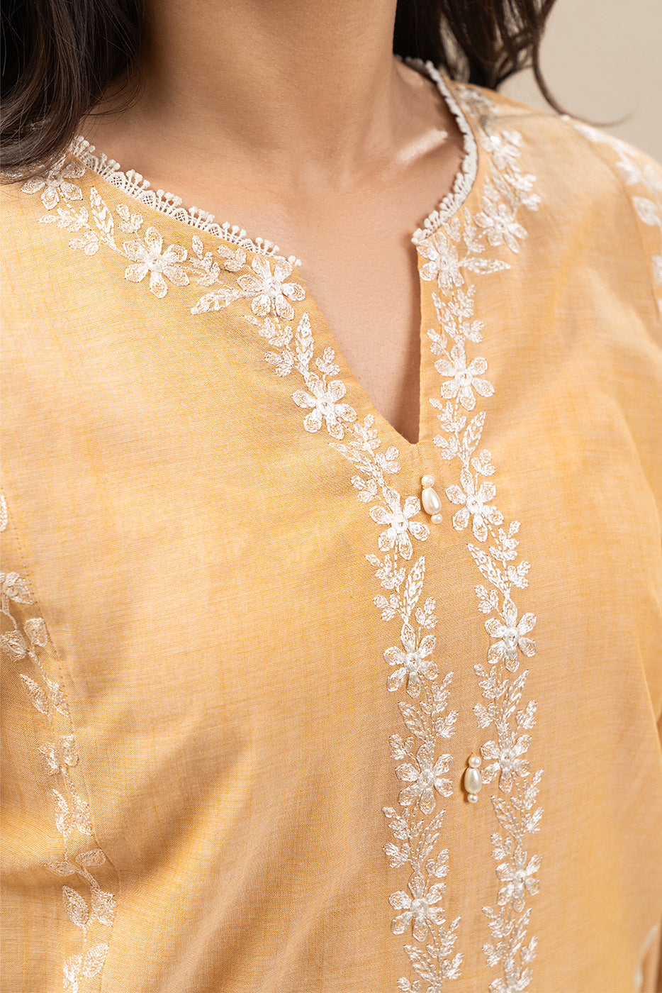 EMBROIDERED CHAMBRAY JACQUARD SHIRT (PRET)