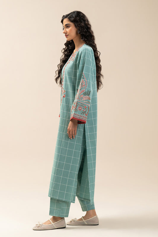 2 PIECE EMBROIDERED YARN DYED SUIT (PRET)
