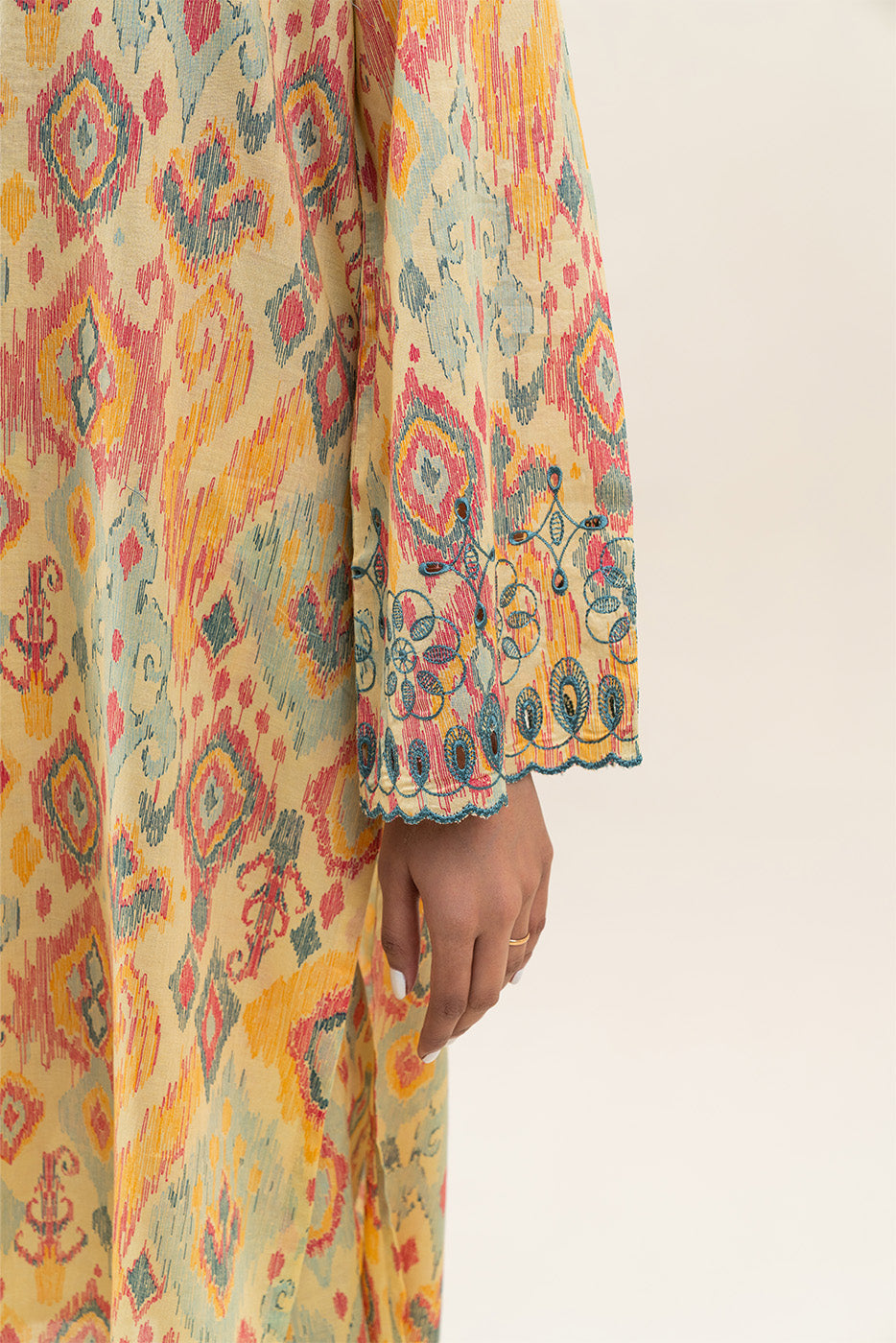 2 PIECE PRINTED LAWN SUIT (PRET)