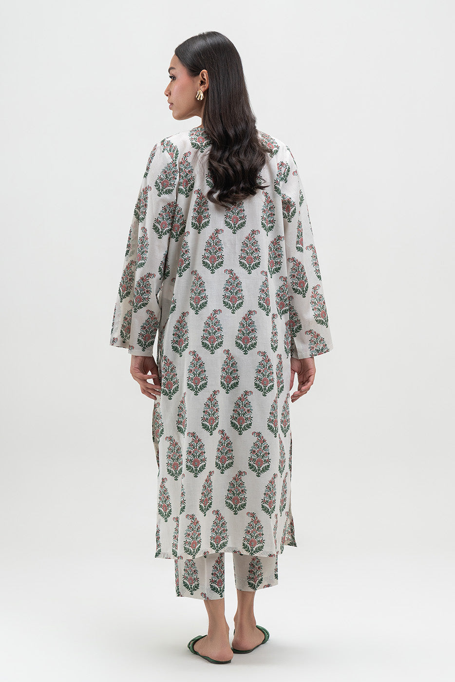 2 PIECE PRINTED LAWN SUIT (PRET)