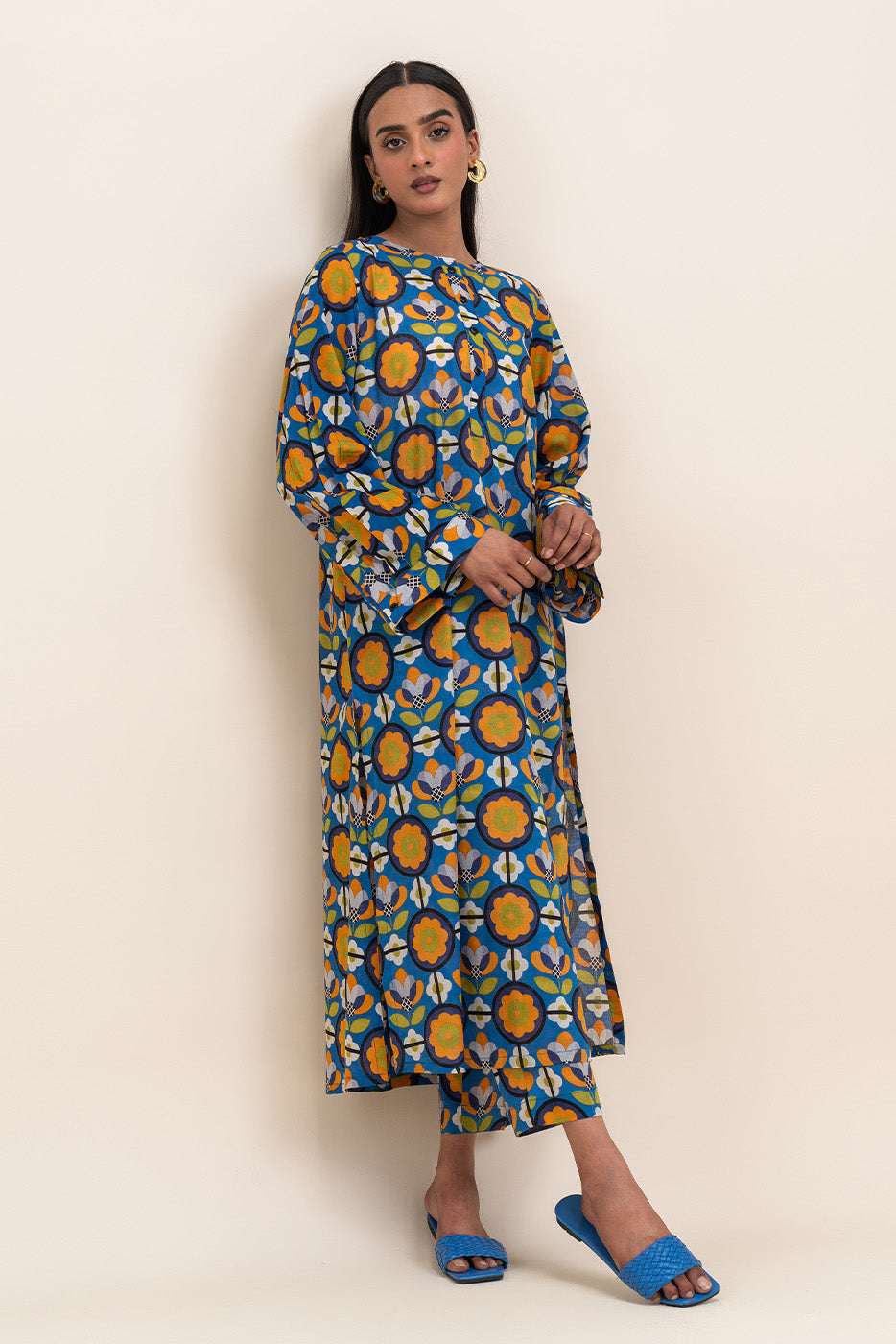 2 PIECE PRINTED LAWN SUIT (PRET)