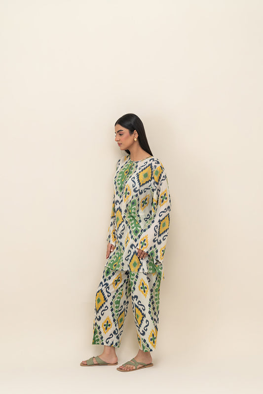 2 PIECE PRINTED LAWN SUIT (PRET)