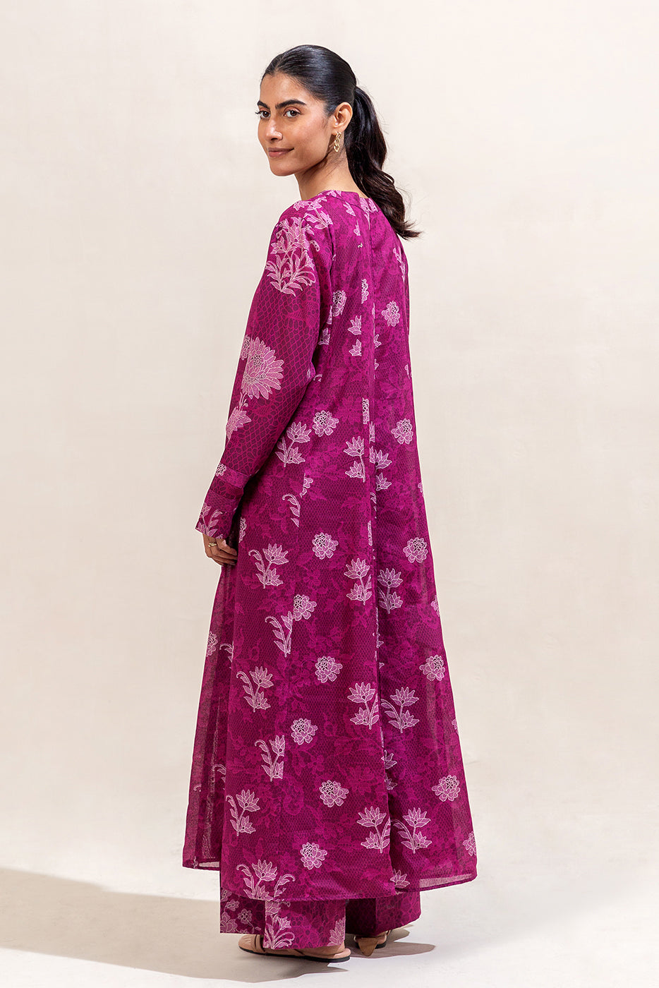 2 PIECE PRINTED LAWN SUIT-SANGRIA NOIR (UNSTITCHED)