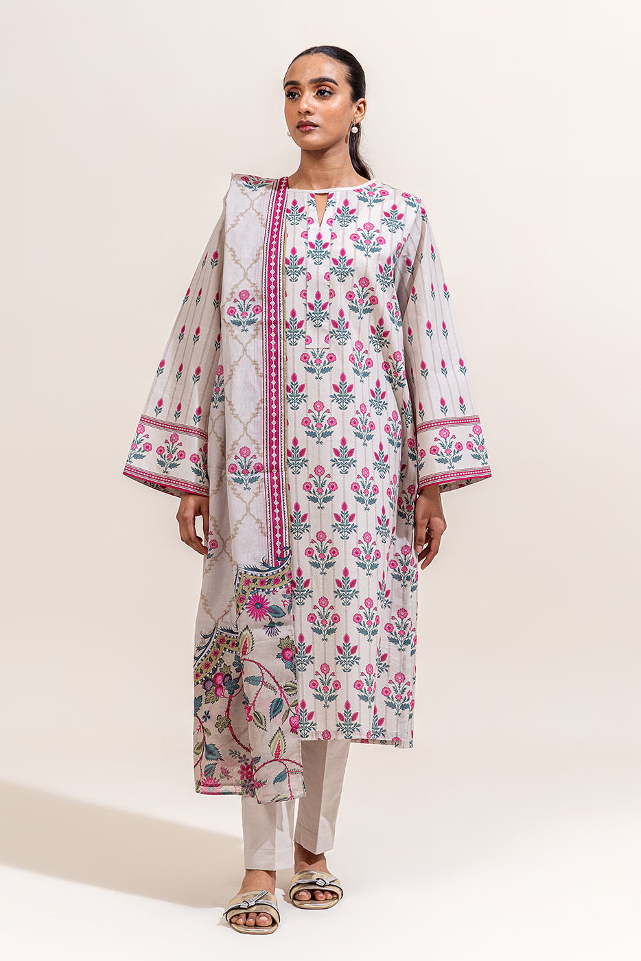 3 PIECE PRINTED LAWN SUIT-VINTAGE FLORET (UNSTITCHED)