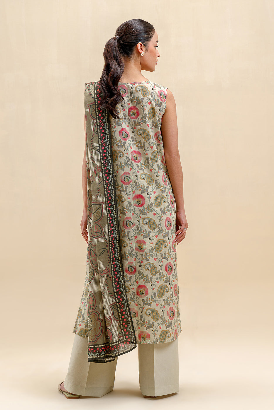 3 PIECE PRINTED LAWN SUIT-MILD DOVE (UNSTITCHED)