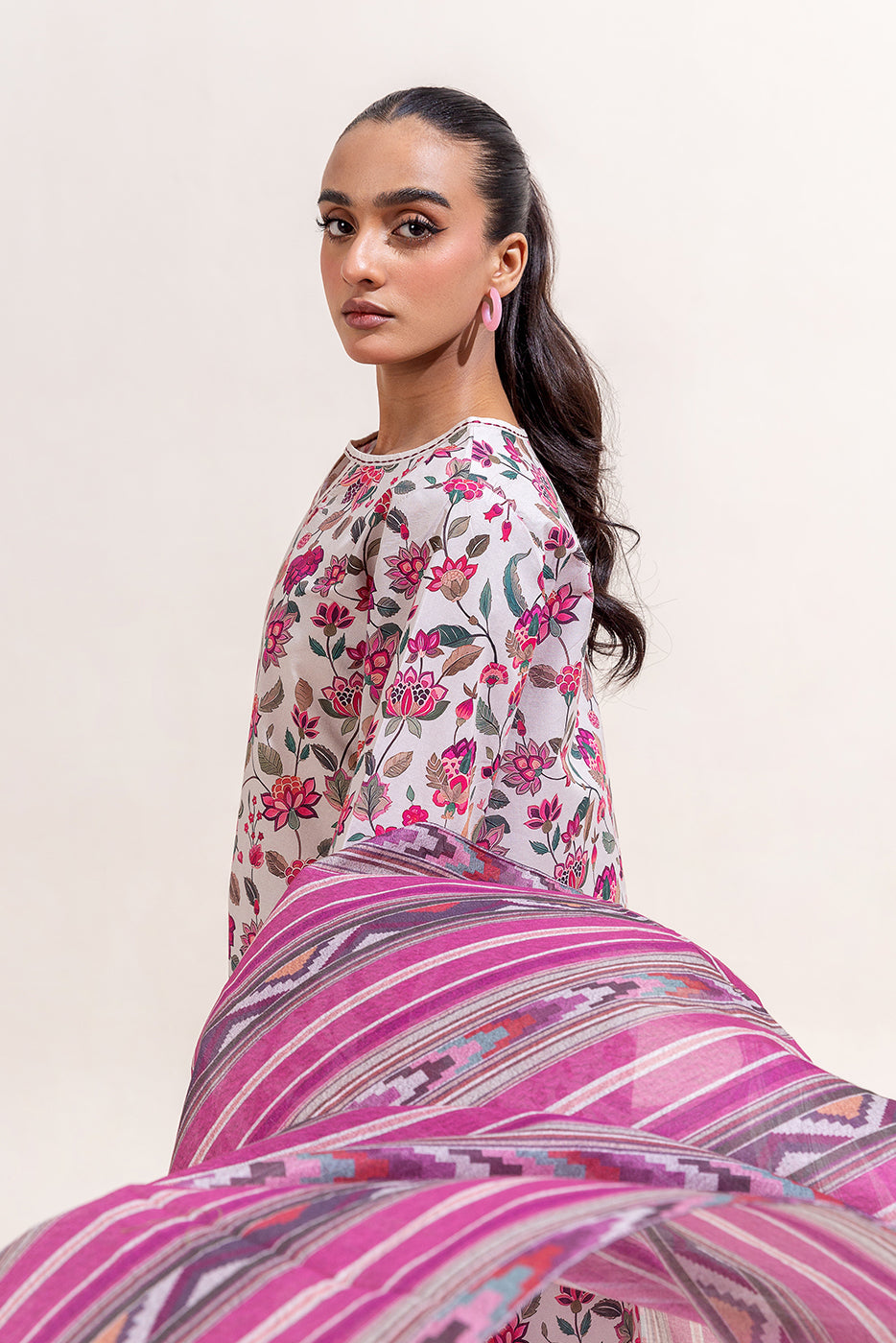 3 PIECE PRINTED LAWN SUIT-BAROQUE PINK (UNSTITCHED)