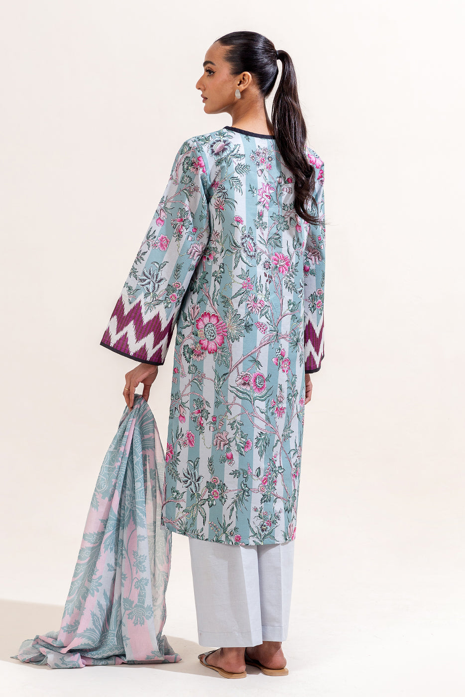 3 PIECE PRINTED LAWN SUIT-CLOUD BLUE (UNSTITCHED)