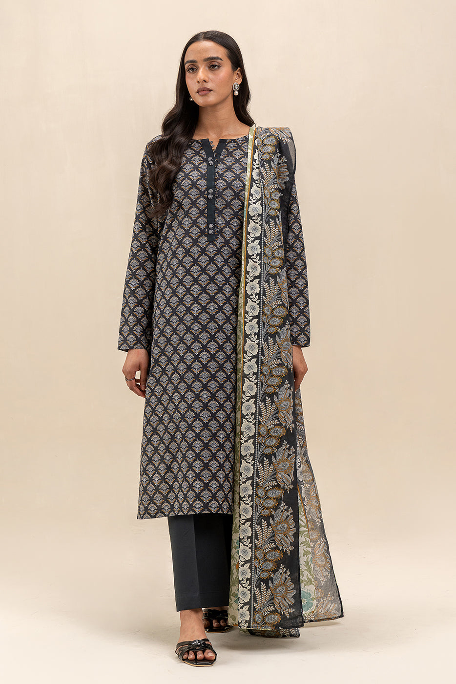 3 PIECE PRINTED LAWN SUIT-SABLE ASH (UNSTITCHED)