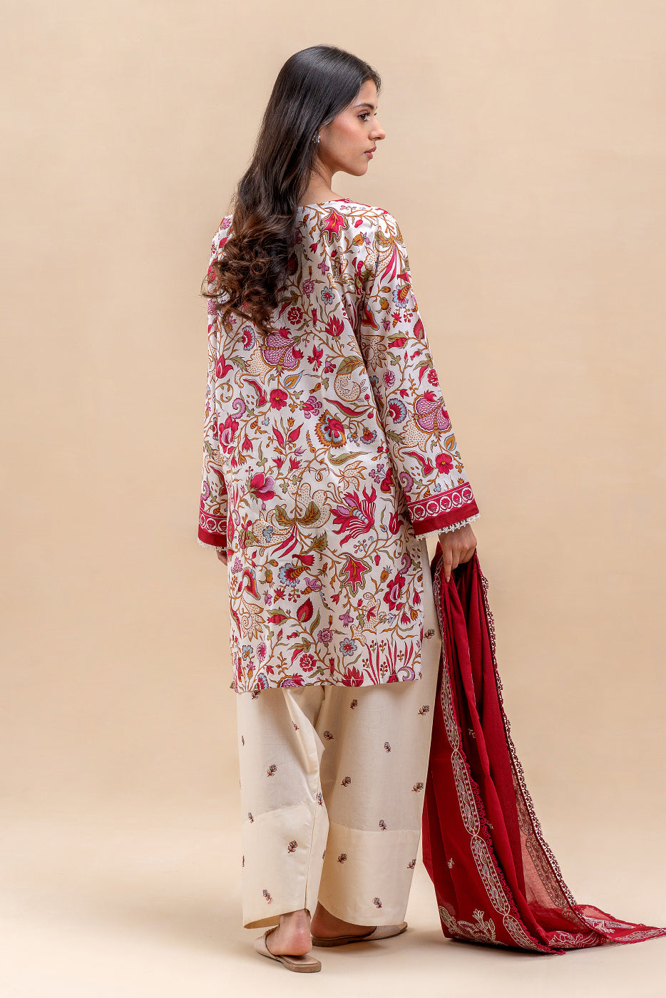 3 PIECE EMBROIDERED LAWN SUIT-WHIMSICAL BLISS (UNSTITCHED)