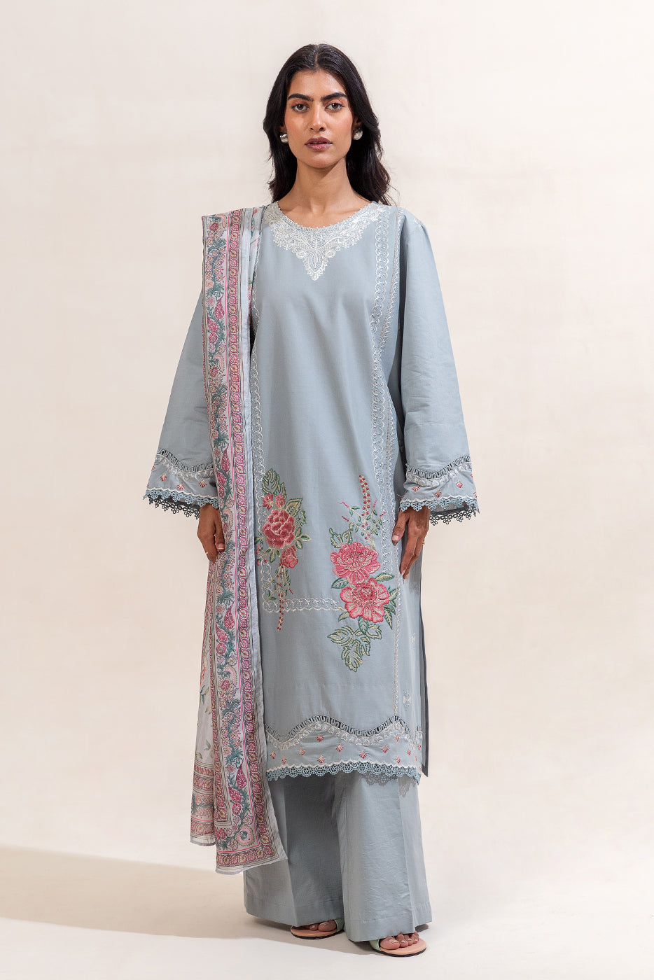 3 PIECE EMBROIDERED LAWN SUIT-MINT FROST (UNSTITCHED)