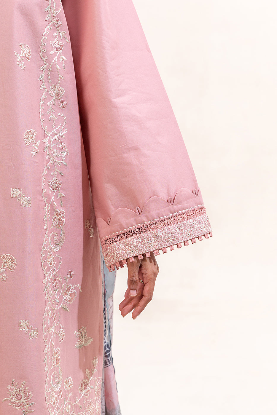 3 PIECE EMBROIDERED LAWN SUIT-BLUSH AURA (UNSTITCHED)