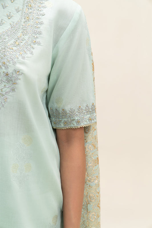 3 PIECE EMBROIDERED LUREX JACQUARAD  SUIT-SERENE GLAM (UNSTITCHED)