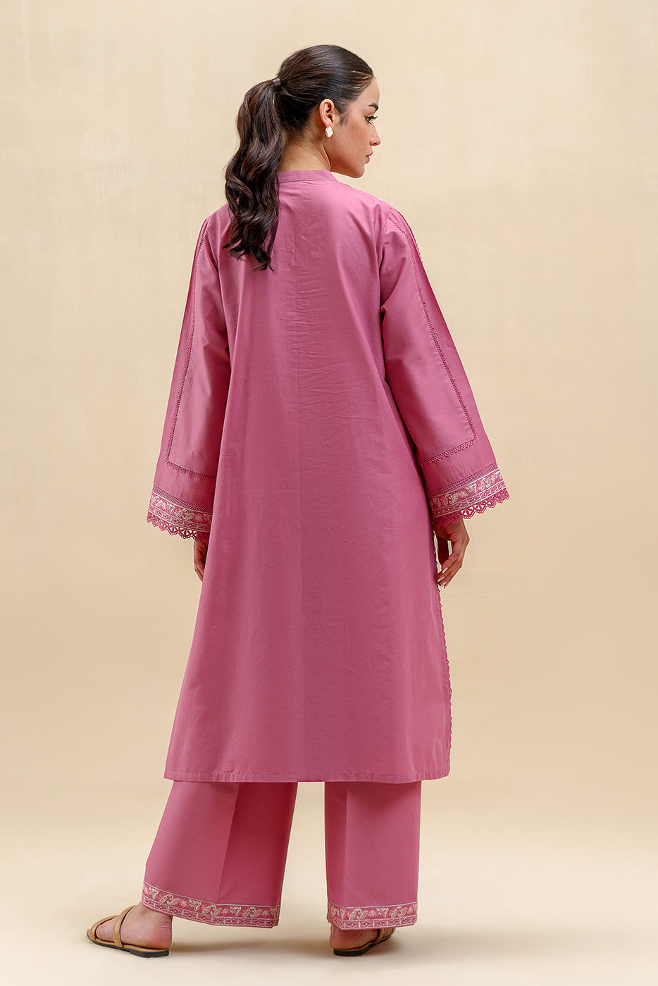 2 PIECE EMBROIDERED LAWN SUIT-ROSALINE PEARL (UNSTITCHED)