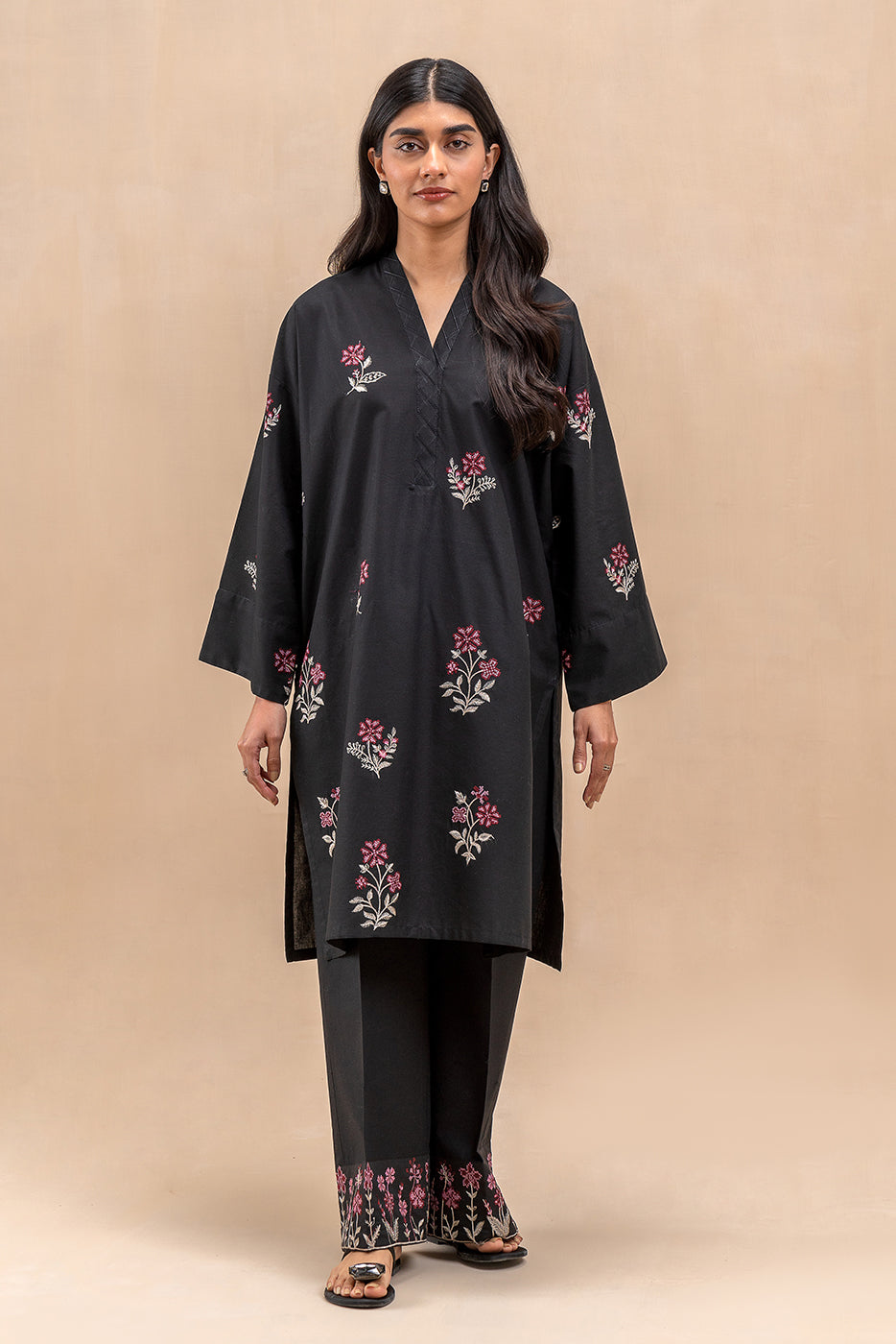 2 PIECE EMBROIDERED LAWN SUIT-SABLE FROST (UNSTITCHED)