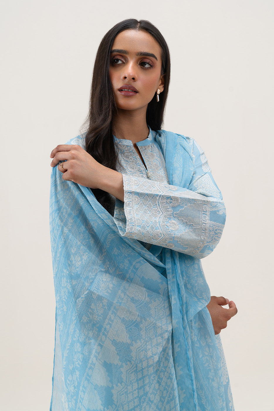 2 PIECE EMBROIDERED LAWN SUIT-BLUE FLAIR (UNSTITCHED)