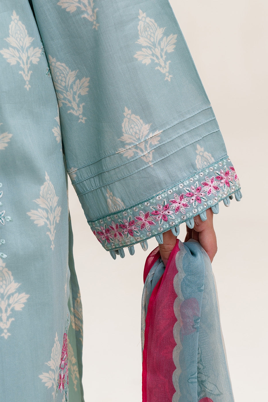 2 PIECE EMBROIDERED LAWN SUIT-ARCTIC BLUE (UNSTITCHED)