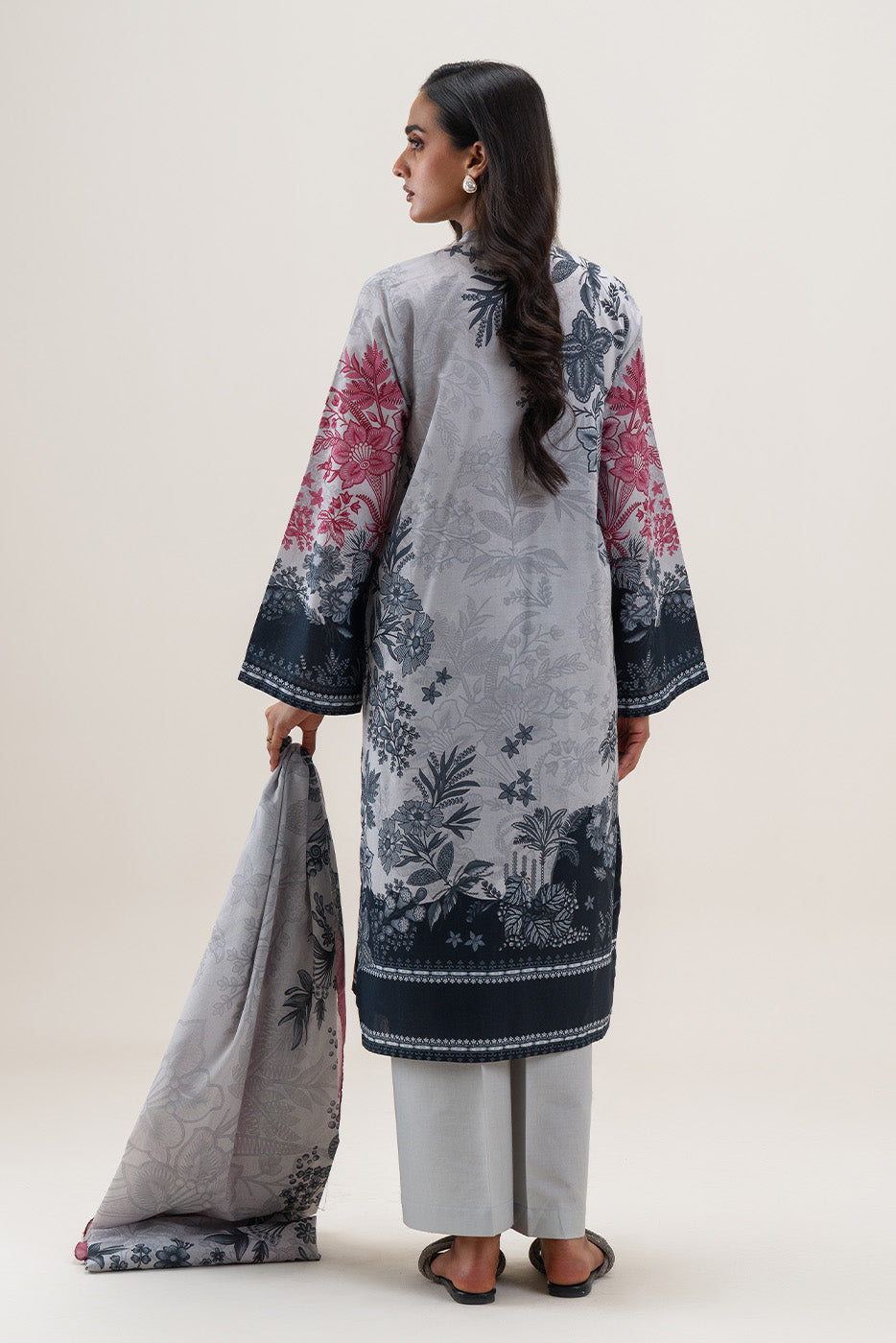 3 PIECE PRINTED LAWN SUIT-ROSY TIMBER (UNSTITCHED)