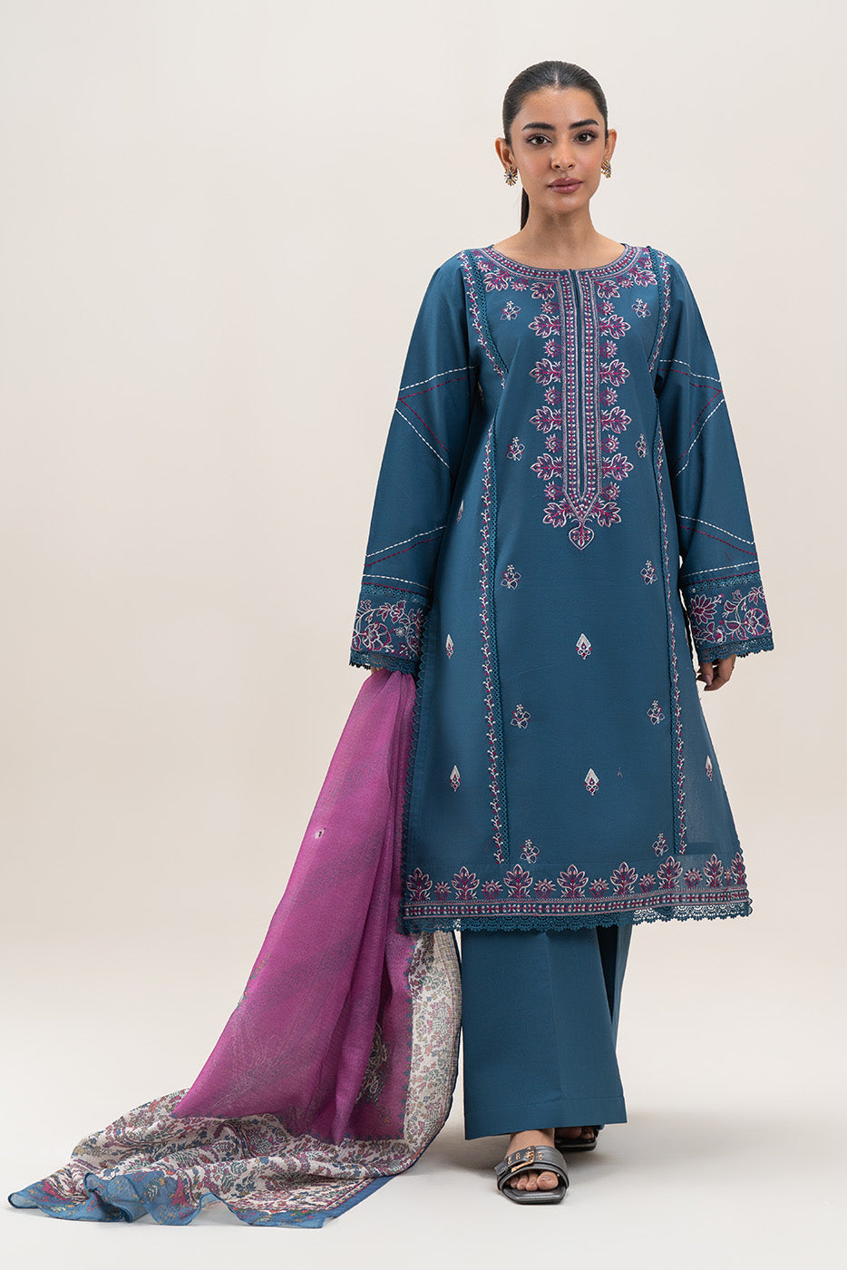 3 PIECE EMBROIDERED LAWN SUIT-AEGEAN MIST (UNSTITCHED)