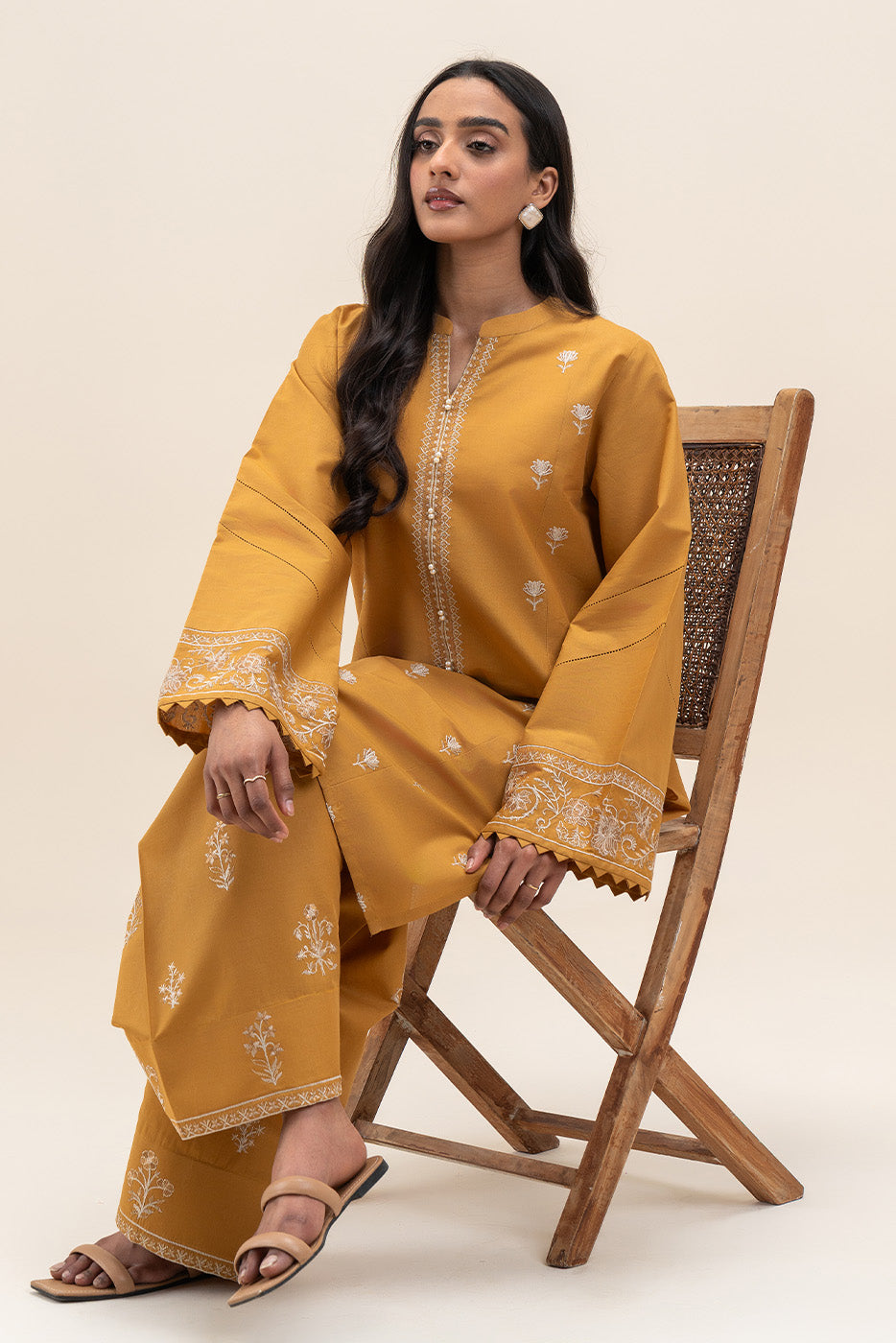 2 PIECE EMBROIDERED LAWN SUIT-CANARY AURA (UNSTITCHED)