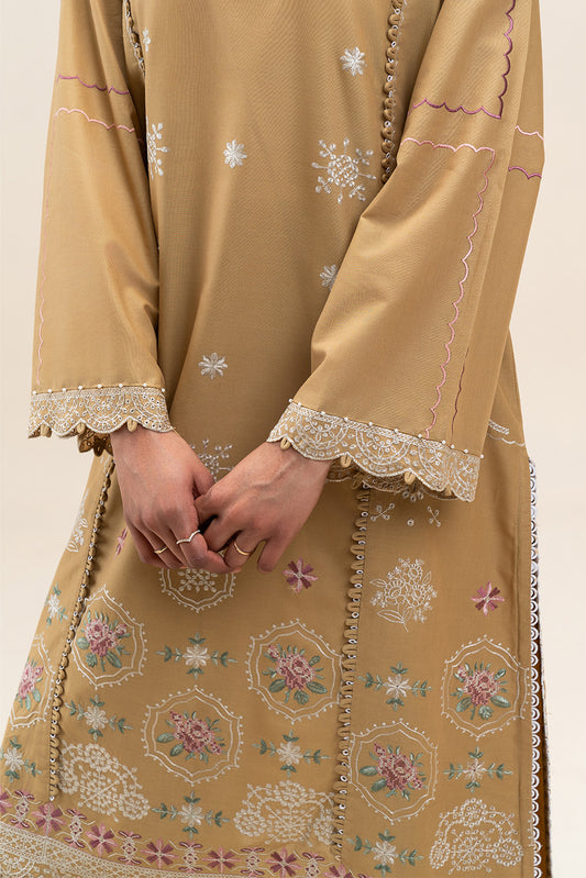 2 PIECE EMBROIDERED LAWN SUIT-GARDENIA GLAM (UNSTITCHED)