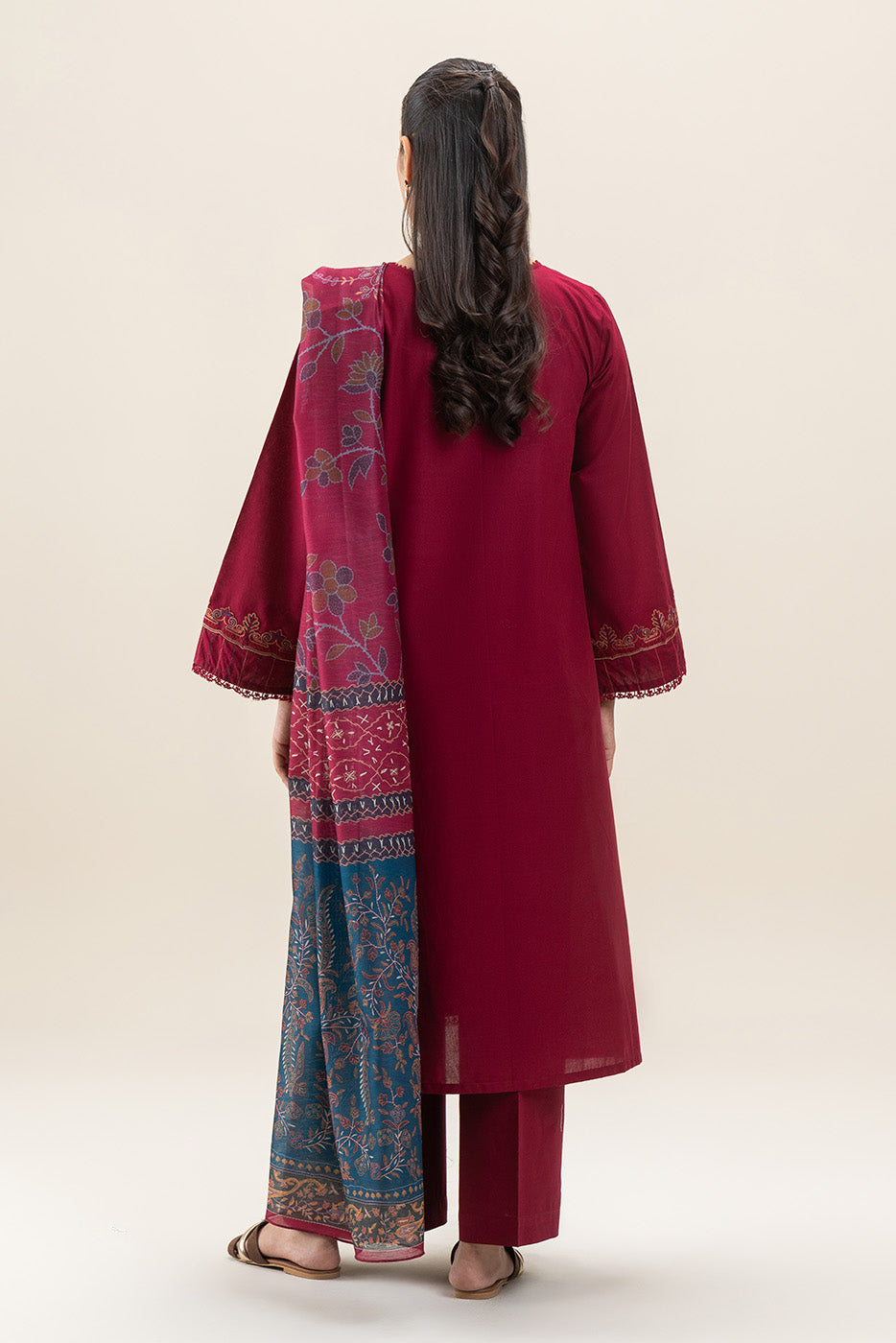 3 PIECE EMBROIDERED LAWN SUIT-SCARLET GLOW (UNSTITCHED)