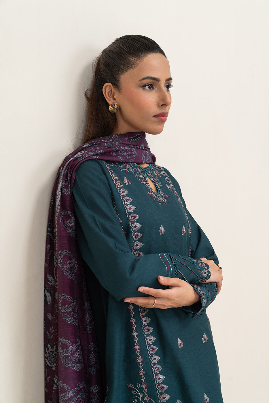 3 PIECE EMBROIDERED LAWN SUIT-PEACOCK PLUM (UNSTITCHED)