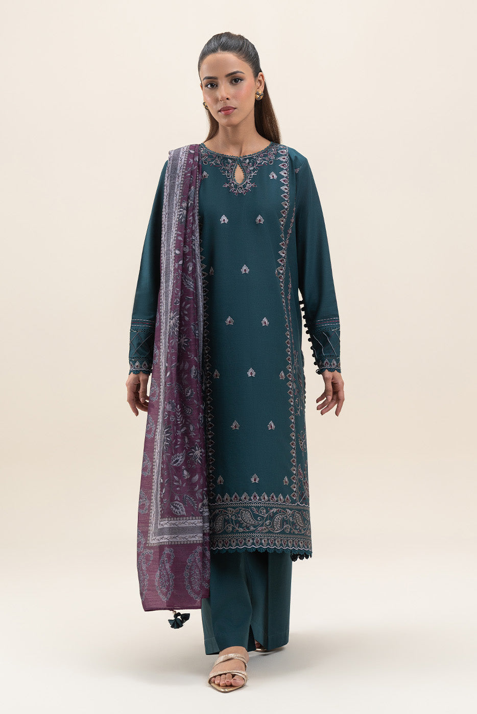 3 PIECE EMBROIDERED LAWN SUIT-PEACOCK PLUM (UNSTITCHED)