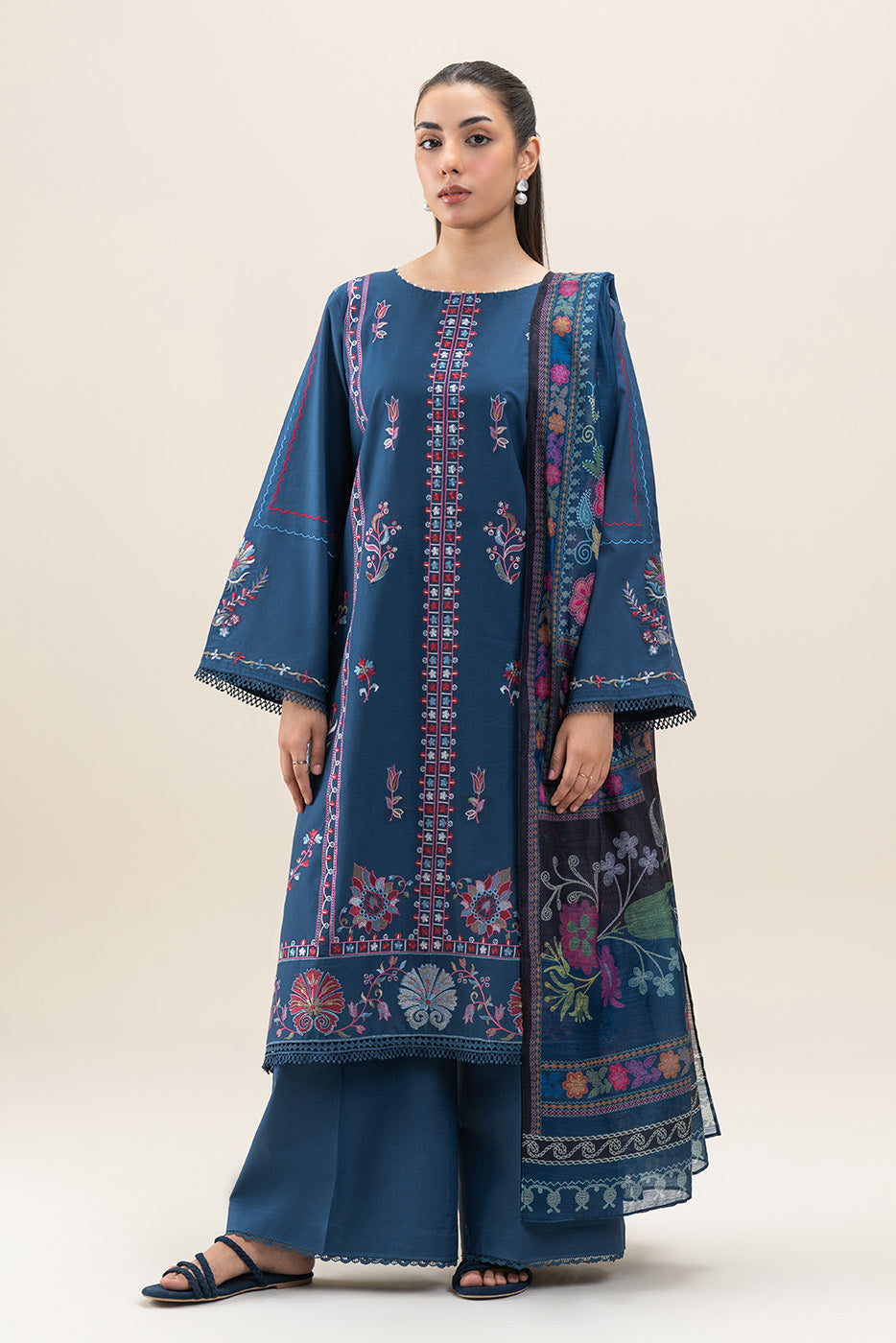 3 PIECE EMBROIDERED LAWN SUIT-MIDNIGHT GLOOM (UNSTITCHED)