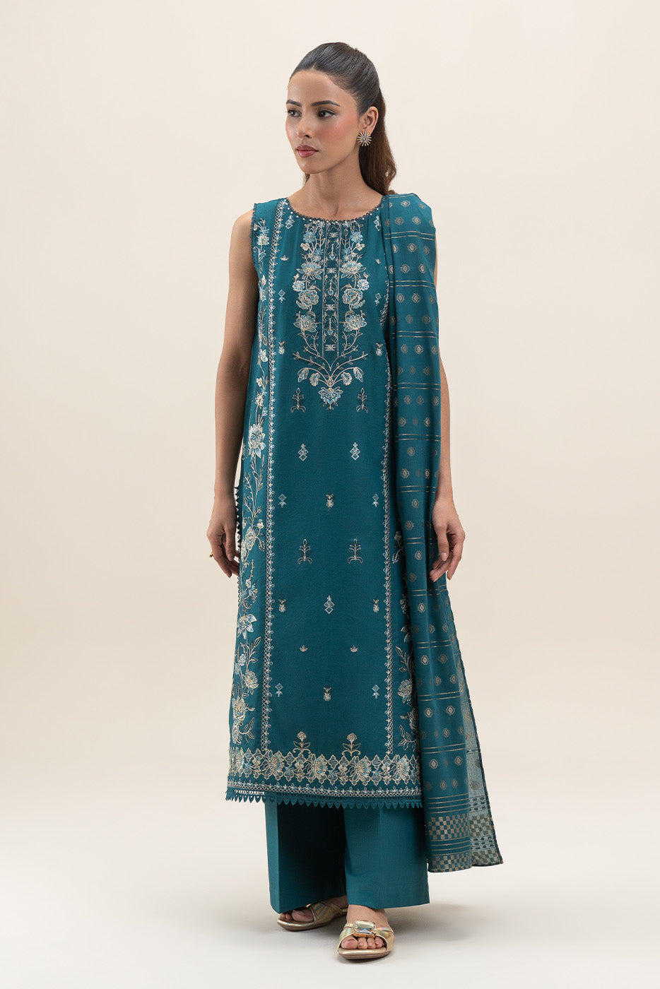 3 PIECE EMBROIDERED LAWN SUIT-BERYL BLUE (UNSTITCHED)