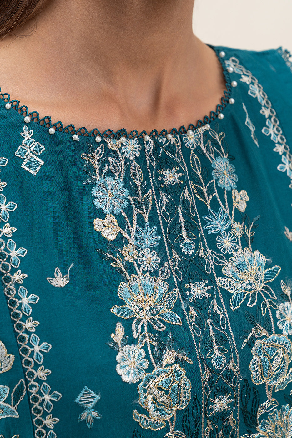 3 PIECE EMBROIDERED LAWN SUIT-BERYL BLUE (UNSTITCHED)