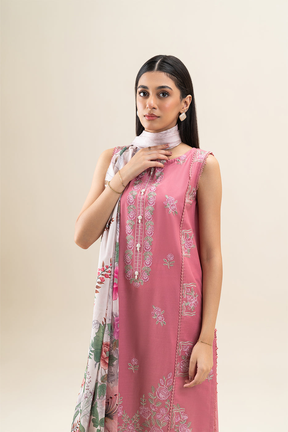 3 PIECE EMBROIDERED LAWN SUIT-FLORAL BLUSH (UNSTITCHED)