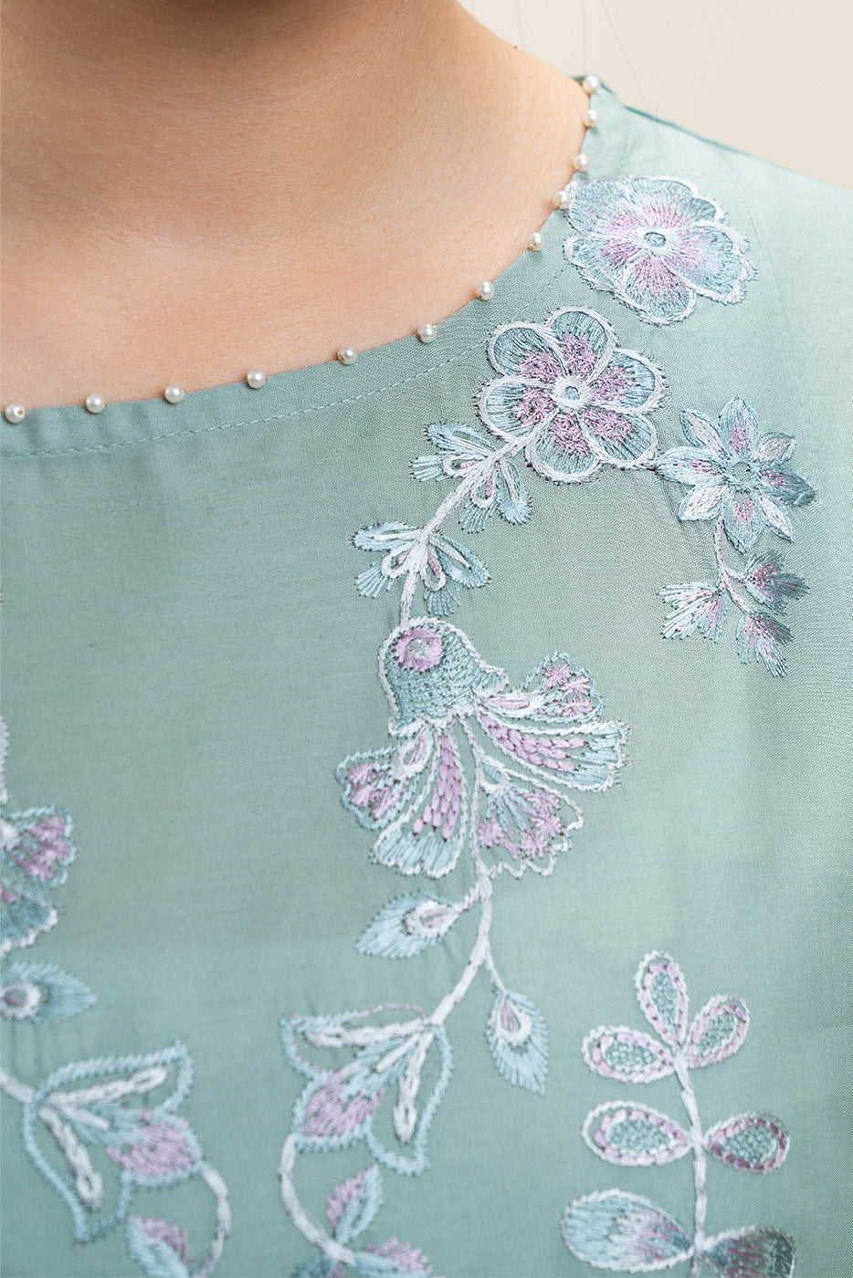 3 PIECE EMBROIDERED LAWN SUIT-PISTACHIO PINK (UNSTITCHED)