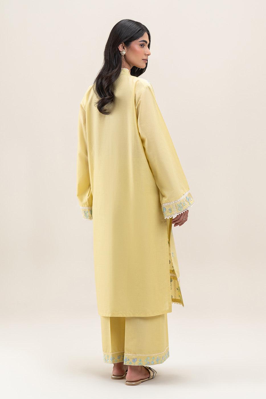 2 PIECE EMBROIDERED LAWN LAWN SUIT-DAFFODIL MUSK (UNSTITCHED)