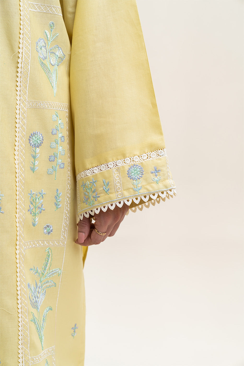 2 PIECE EMBROIDERED LAWN LAWN SUIT-DAFFODIL MUSK (UNSTITCHED)